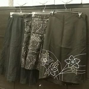 Lot of 3 A-line black cotton skirts worn once